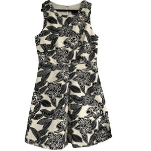 J. crew black white Polynesian floral fit flare dress with back cut out 8 Tall
